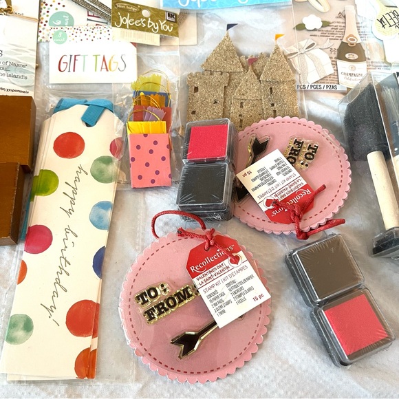New Assorted Arts and Crafts Bundle 26 Pieces - Picture 12 of 12